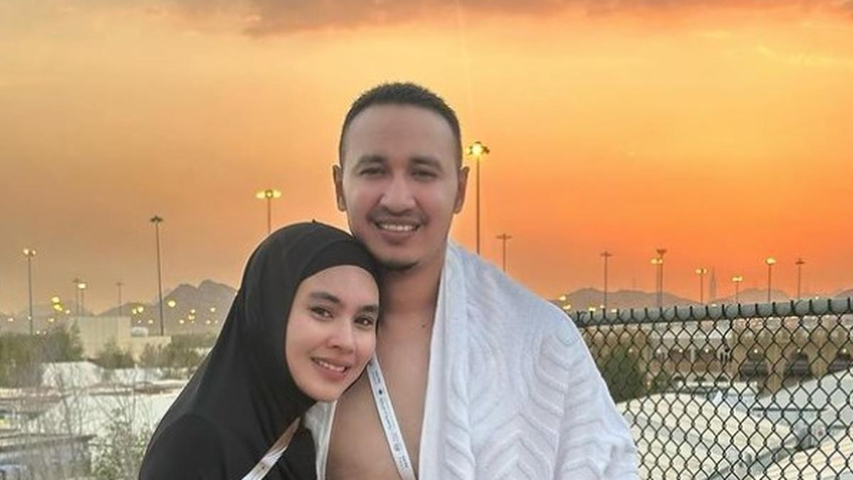 Kartika dan Habib Usman Ceritakan Pengalaman Ibadah Haji Mereka