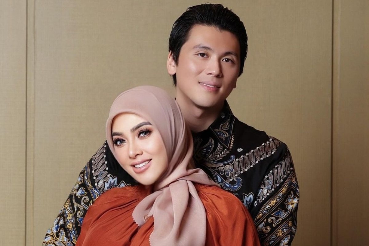 Syahrini Merahasiakan Jenis Kelamin Calon Anaknya